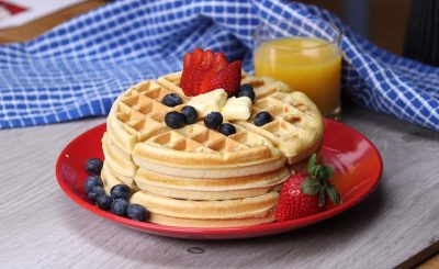 VillaWare Round Belgian Waffle Maker Review